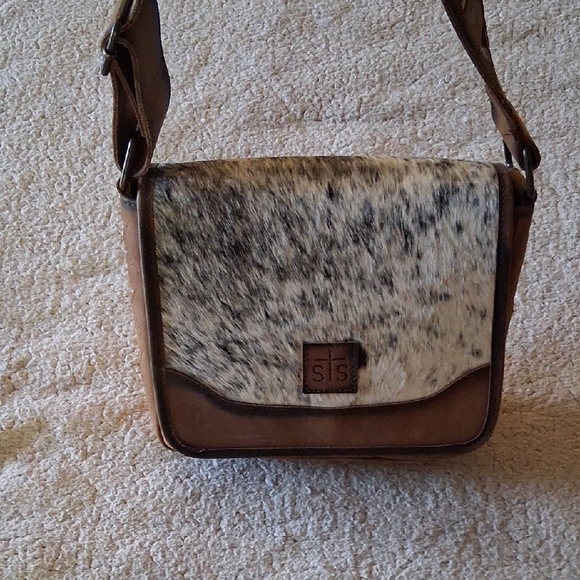 STS Ranchwear Tan and Cream Crossbody Bag - Picture 12 of 12